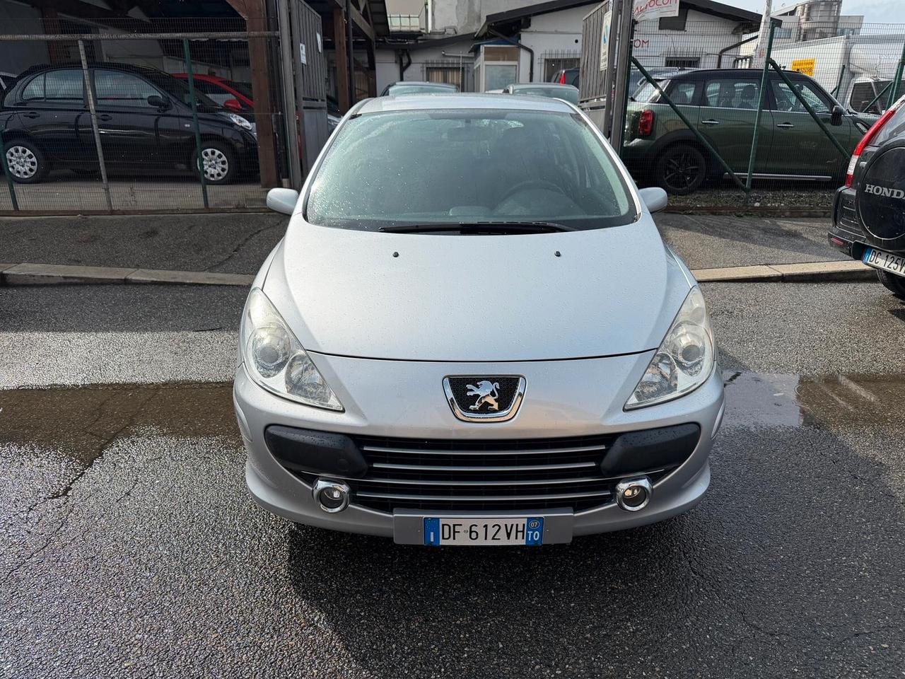 Peugeot 307 1.6 16V 5p. XT