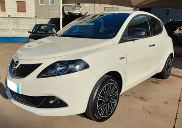 Lancia Ypsilon 1.0 Hybryd MY23 Gold *PREZZO PROMO*