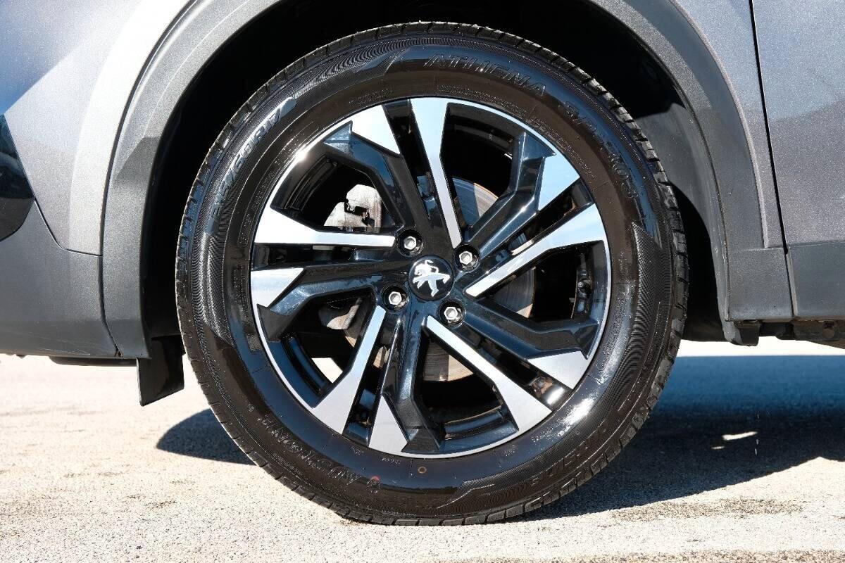 Peugeot 2008 PureTech 100 S&S Allure