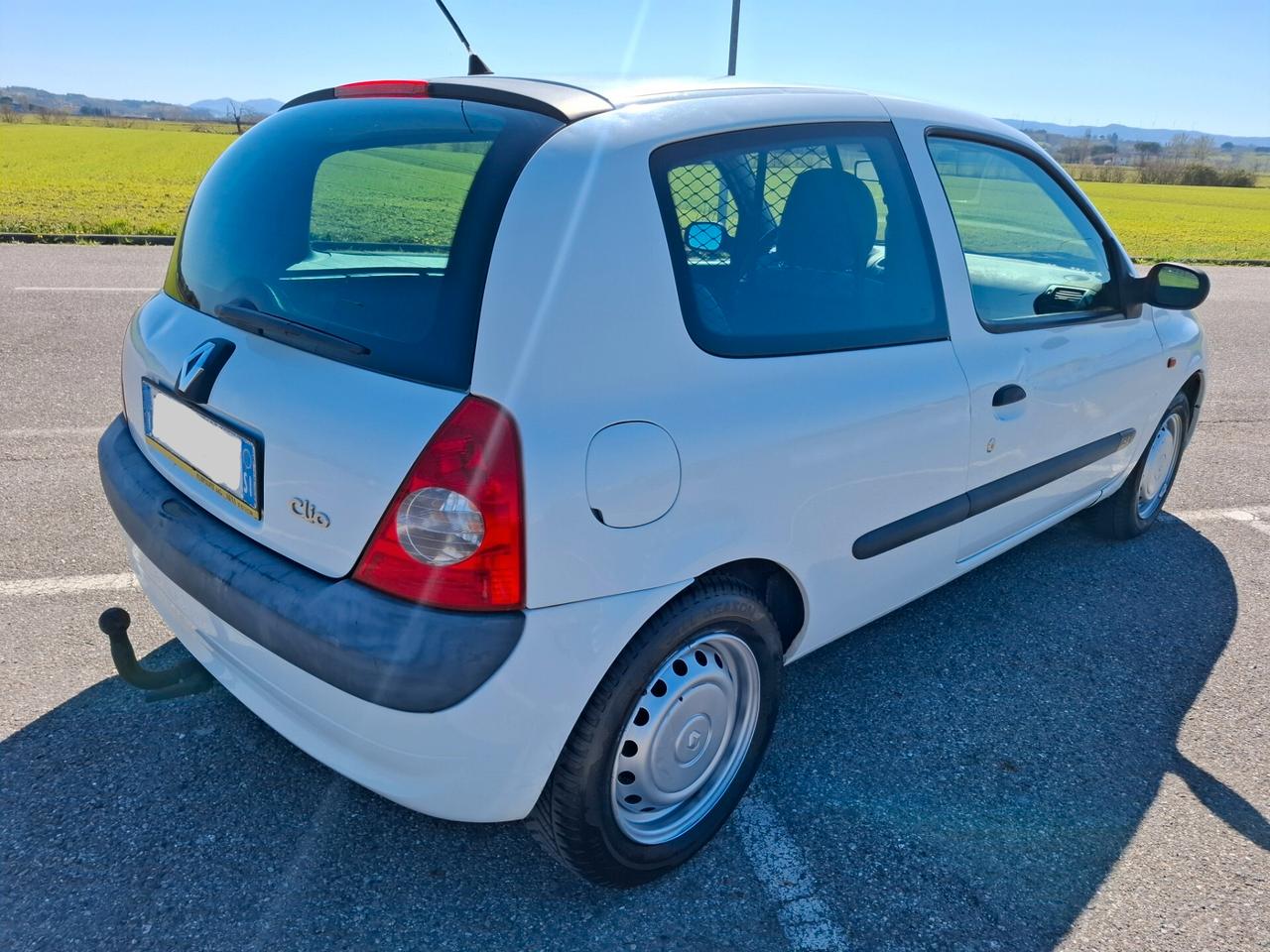 Renault Clio 1.5 dCi 65CV cat 3p. Van