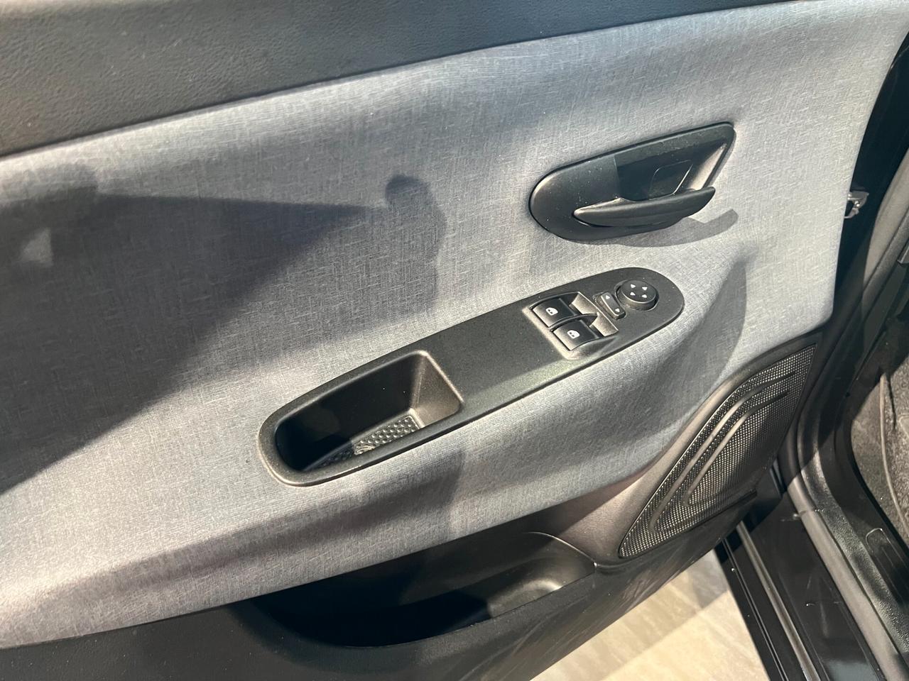 Lancia Ypsilon 1.0 FireFly 5 porte S&S Hybrid Gold