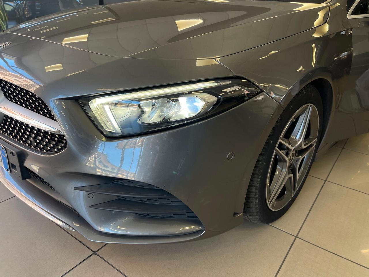 Mercedes-benz A 180d AMG Premium