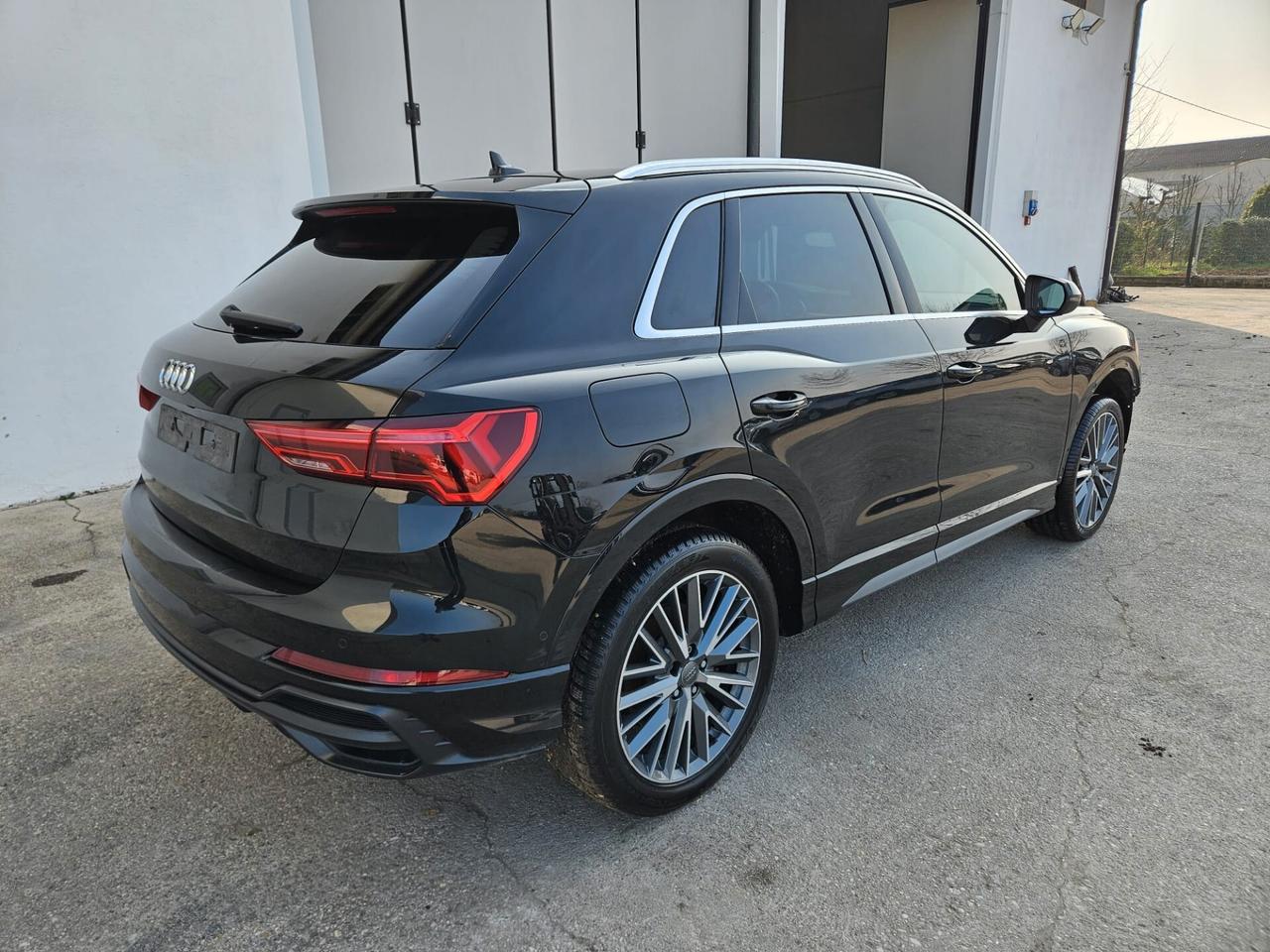 Audi Q3 45 2.0 tfsi S line edition quattro s-tronic