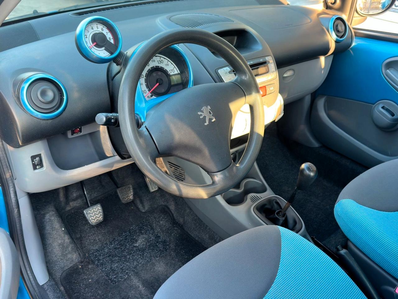Peugeot 107 1.0 68CV 5p. Urban Move