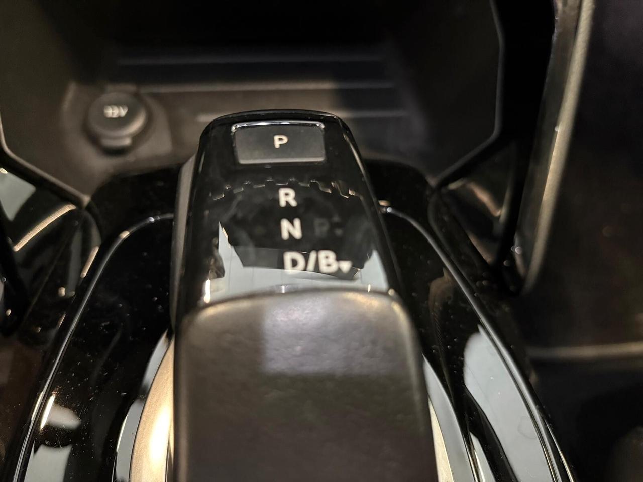 Peugeot 208 GT Line motore elettrico 5 porte SPOTICAR