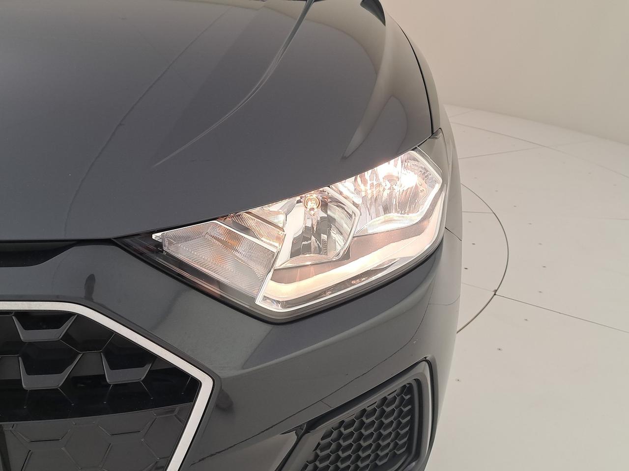 Audi A1 sportback 25 1.0 tfsi admired advanced s-tronic my20