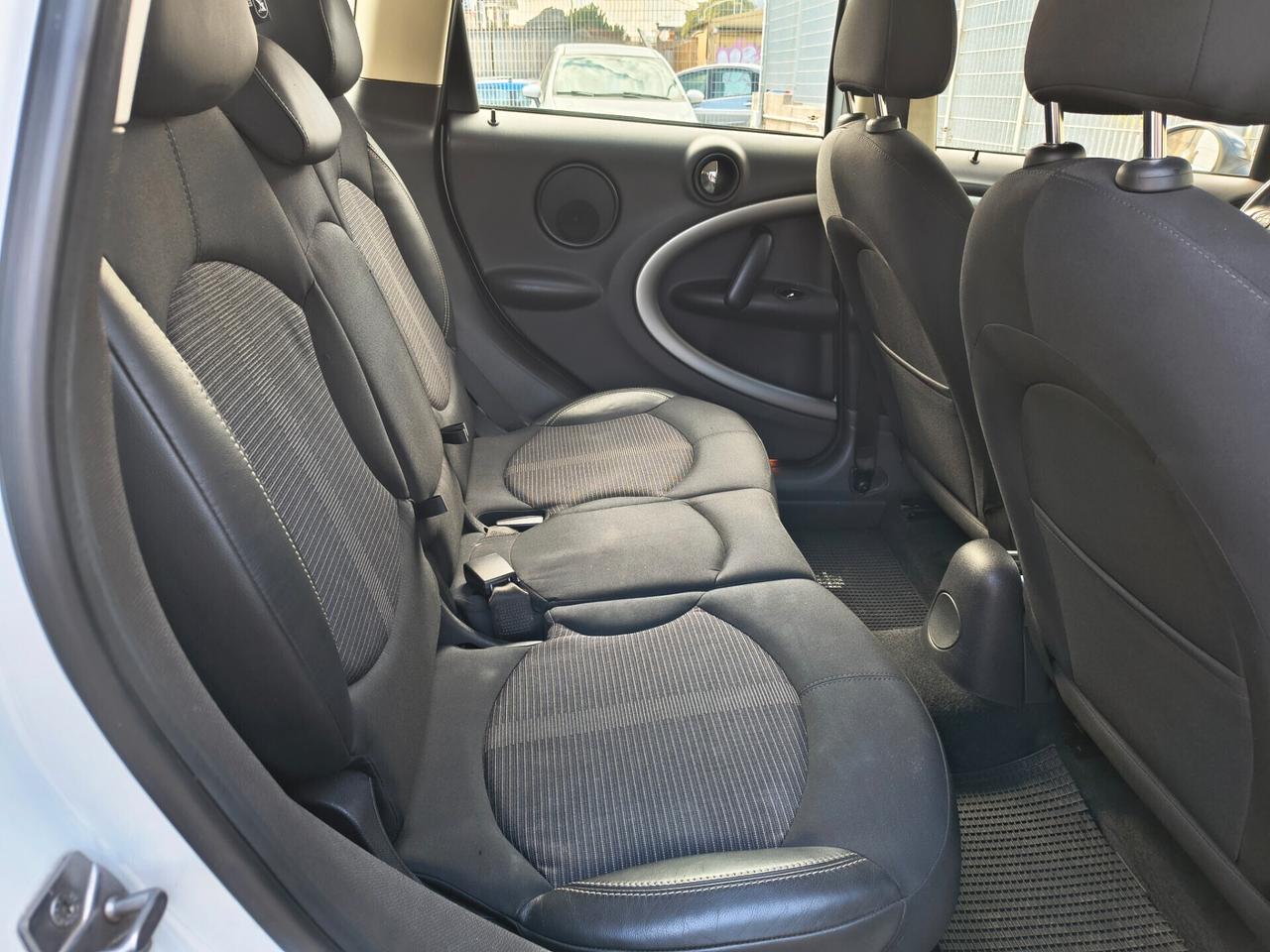 MINI COUNTRYMAN COOPER 1.6 DIESEL SOLO 68.000 KM