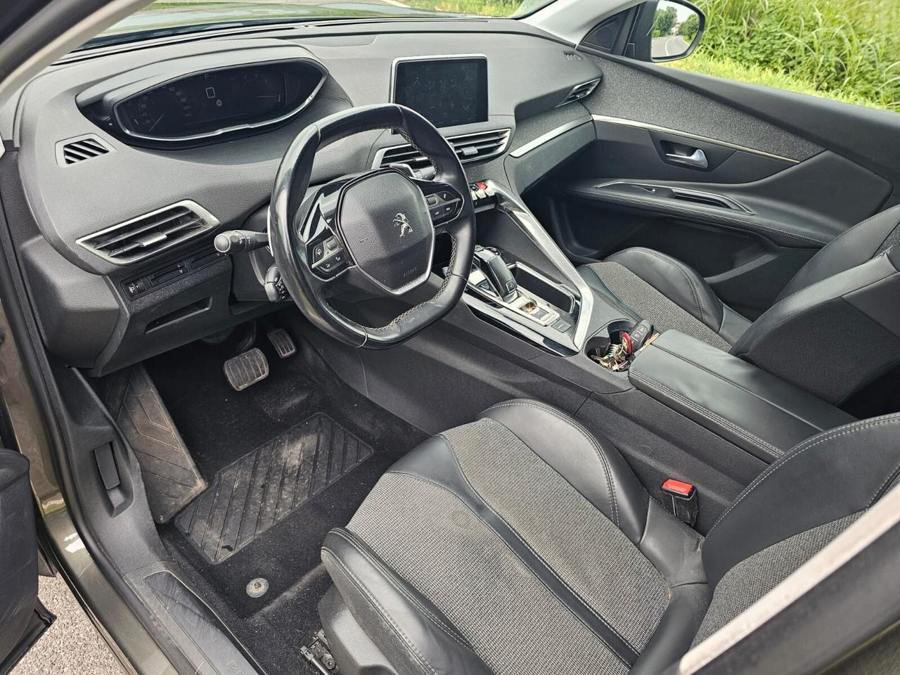 PEUGEOT 3008 1,6 BLUEHDI GT LINE – CAMBIO AUTOMATICO
