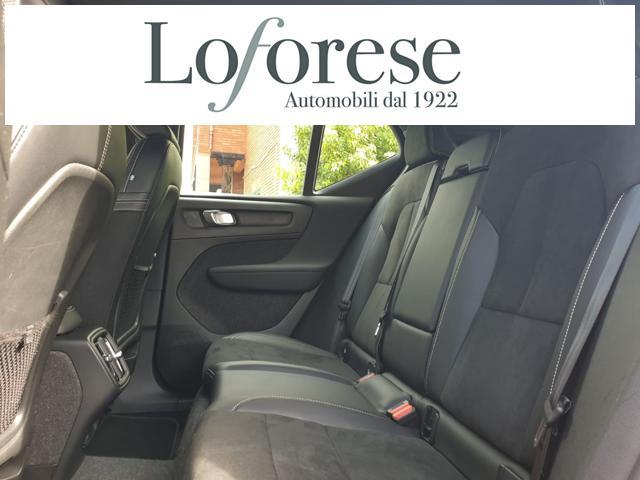 VOLVO XC40 B4 AWD Geartronic R-design