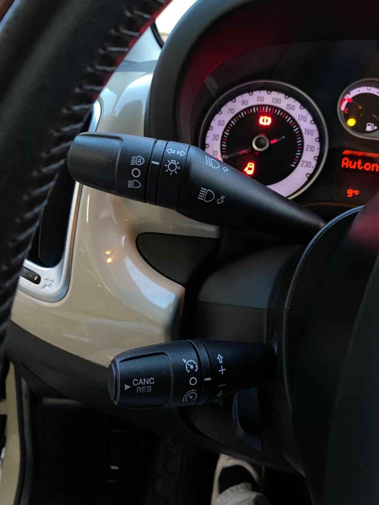 Fiat 500L 1.6 Multijet 105 CV Trekking Gancio Tetto