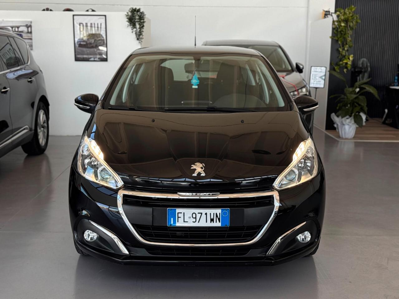 Peugeot 208 PureTech 82 5p. GPL Active