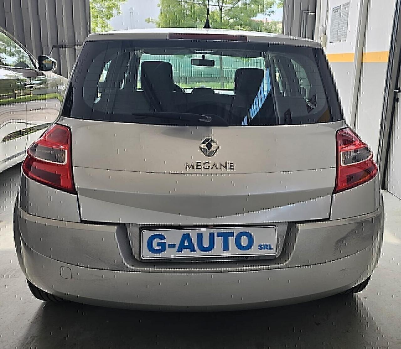 Renault Megane 1.5 Dci 5 porte