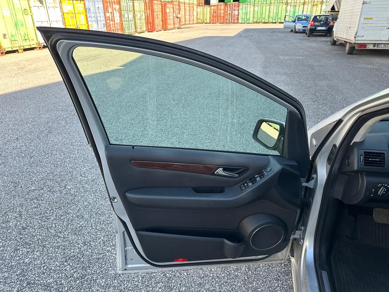 Mercedes-benz A 180 CDI Elegance Autom