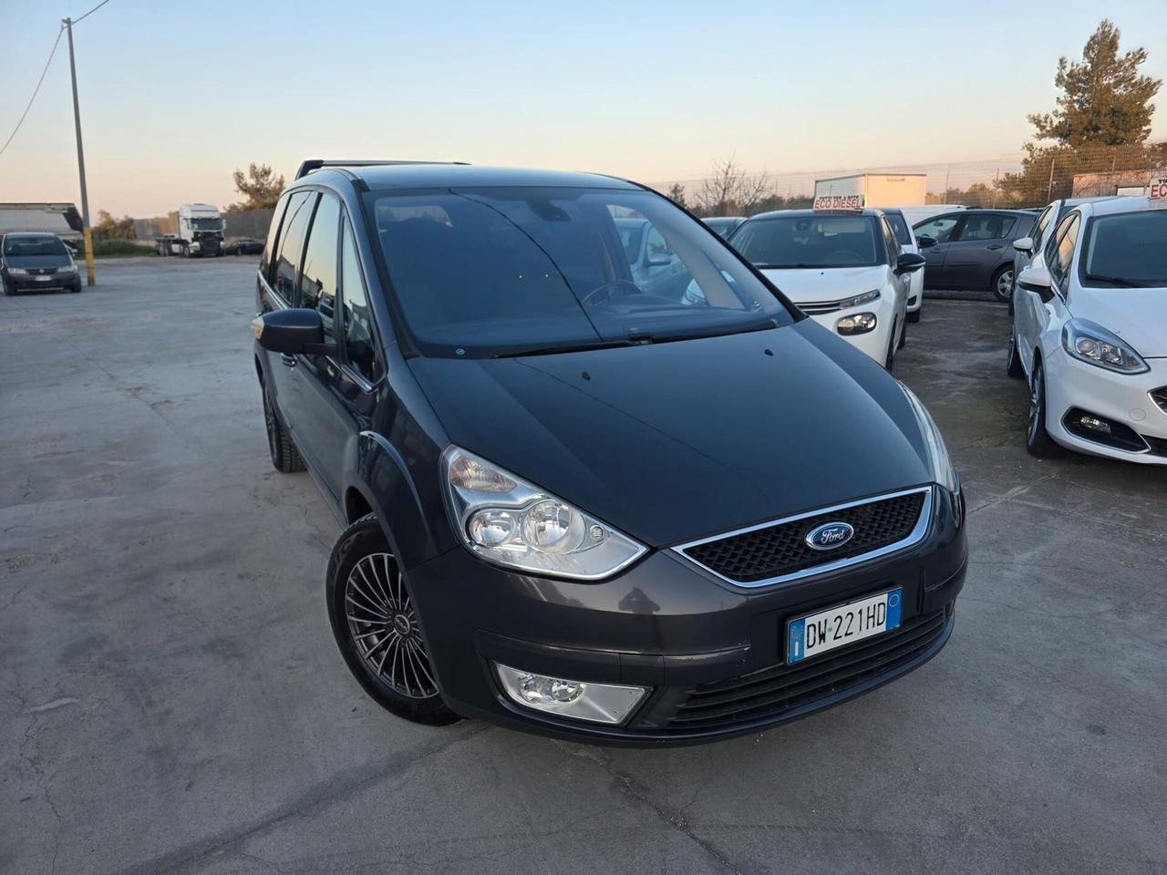 Ford Galaxy 2.0 TDCi 140 CV Ghia - 2009 7 POSTI
