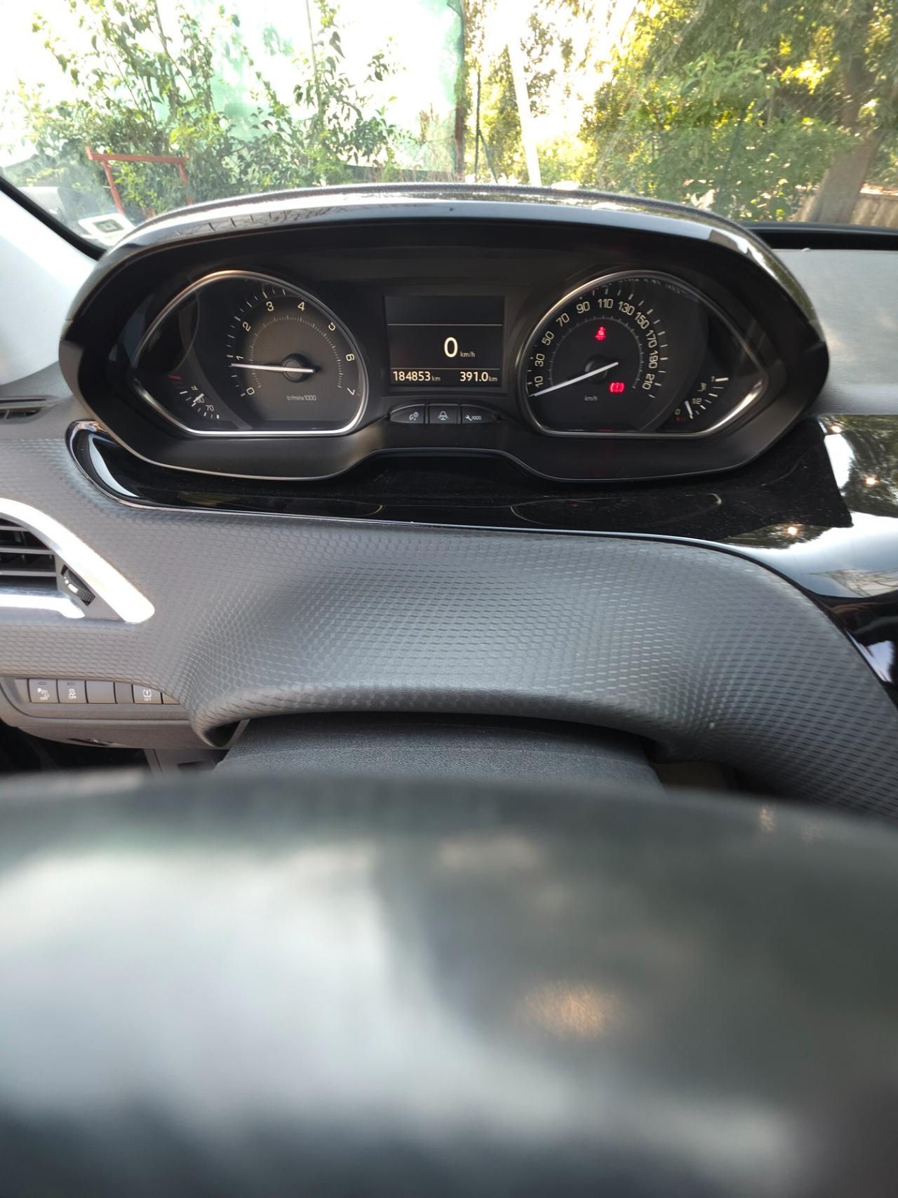 Peugeot 2008 PureTech 82 Allure