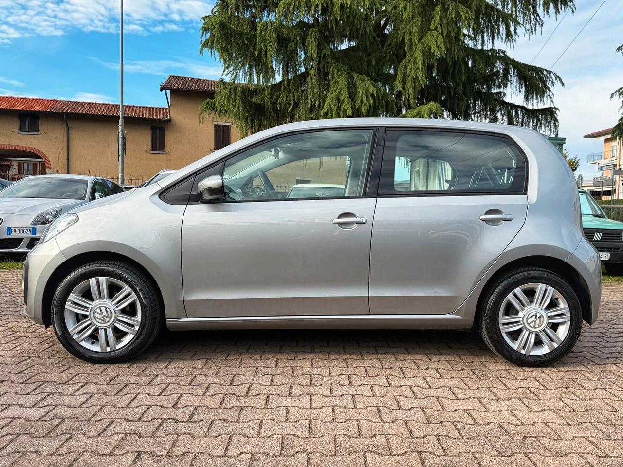Volkswagen up! 1.0 75 CV 5p. AUTOMATICA TELECAMERA CRUISE SENSORI PDC