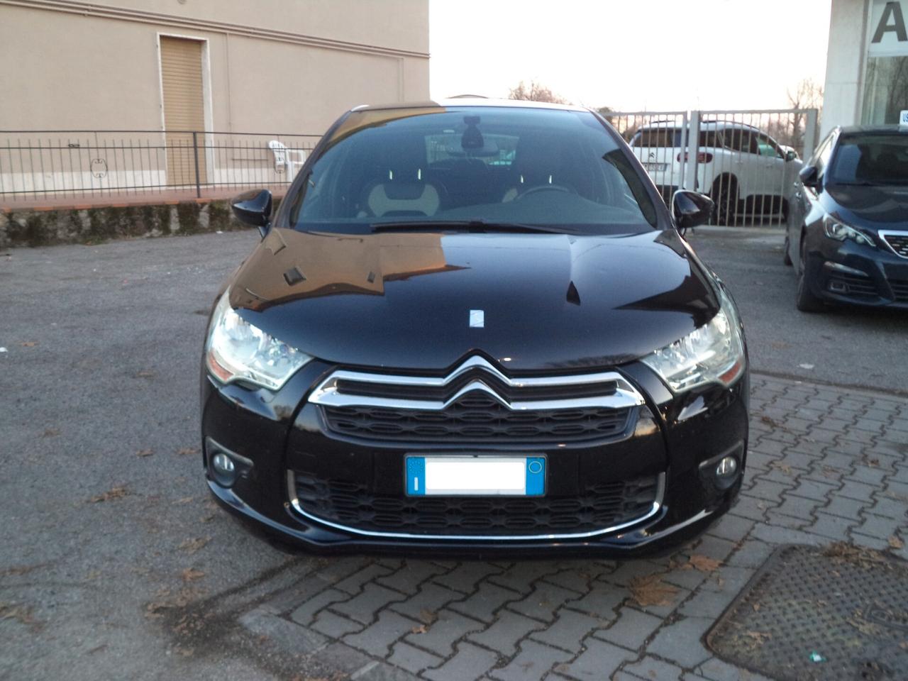 Ds DS4 4 1.6 e-HDi 115 So Chic AUTOMATICA CERCHI DA 18