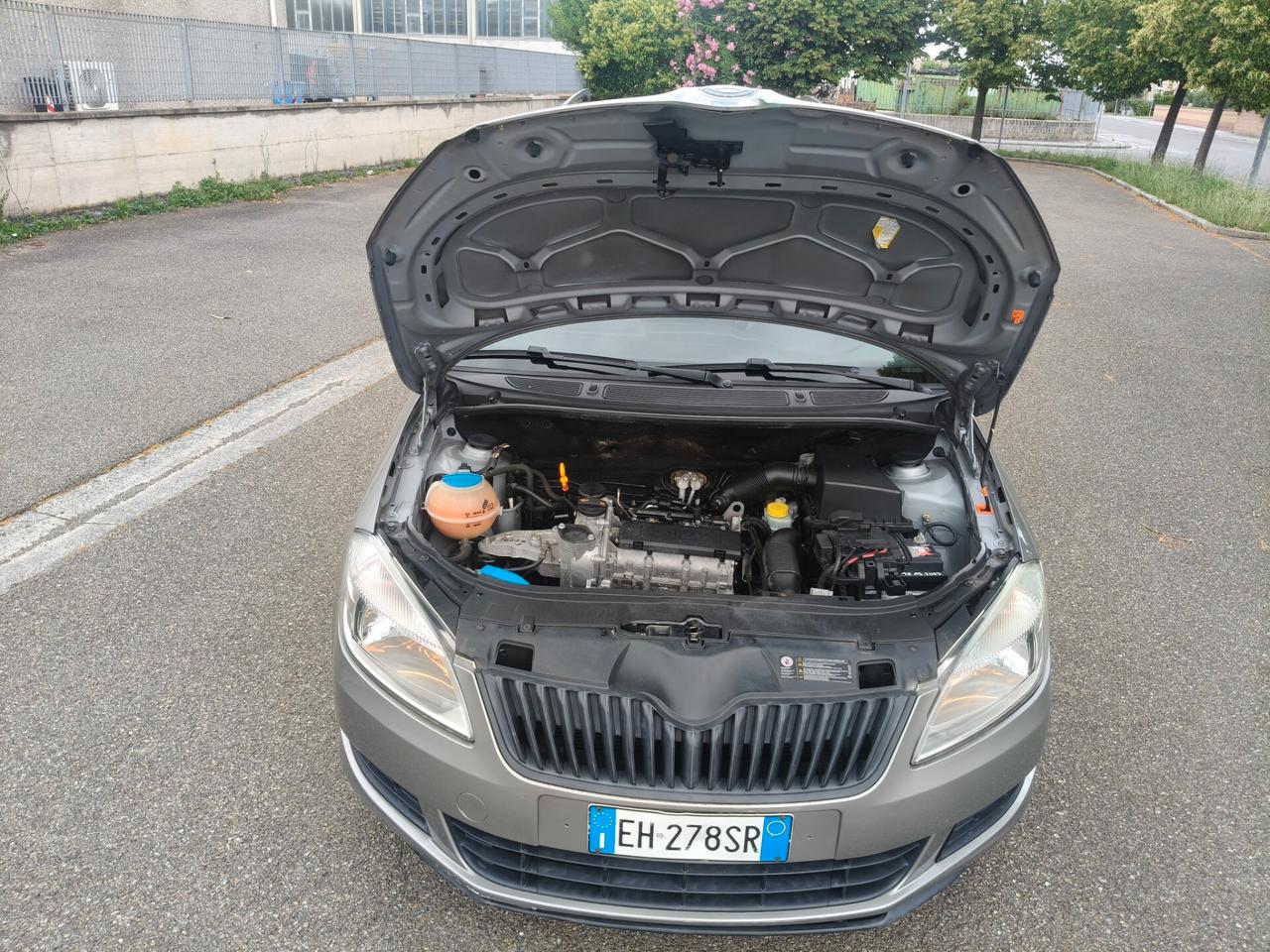Skoda Roomster 1.2 SOLAMENTE 73.000 KM