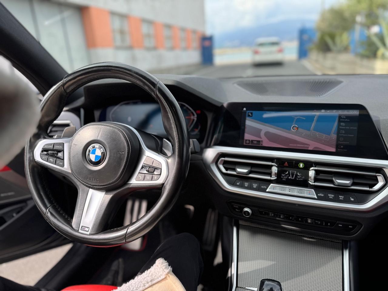 BMW 330I 258CV M SPORT PERMUTABILE GARANZIA MESI