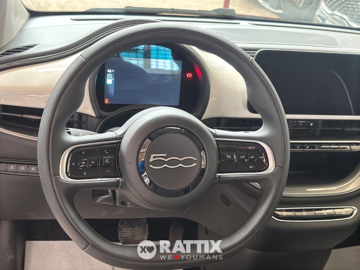 Fiat 500e motore elettrico 23,8 kWh Icon