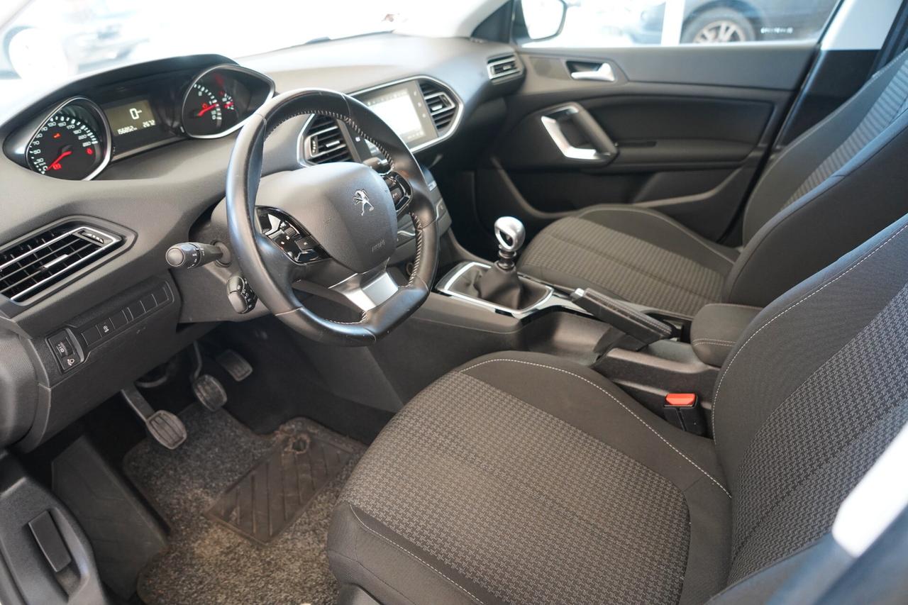 Peugeot 308 BlueHDi 130 S&S Business