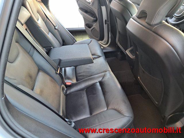 VOLVO XC60 B4 Diesel ibrida Plus Dark - AZIENDALE