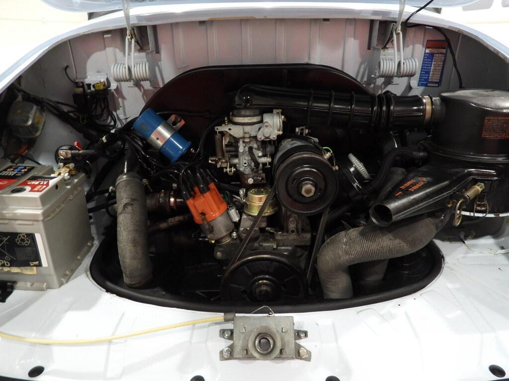 Volkswagen Golf KARMANN GHIA 1600cc CABRIOLET