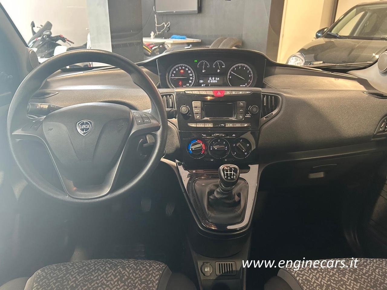 Lancia Ypsilon 1.0 FireFly 5 porte S&S BENZINA ,EURO 6D,Hybrid Ecochic Silver