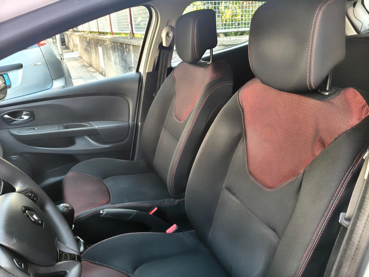 Renault Clio 1.5 DCI 75CV FULL OPTIONAL 2015