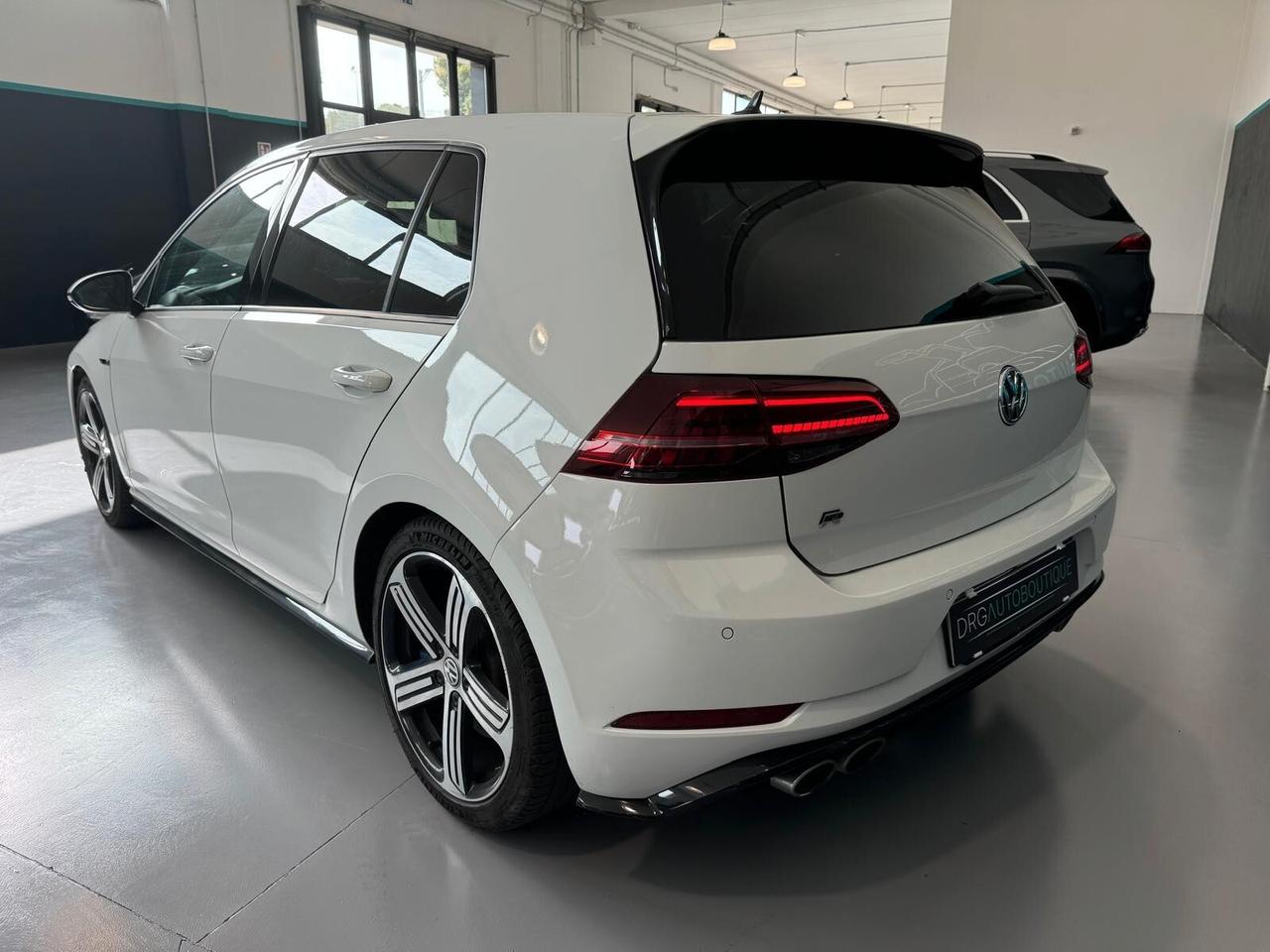 Volkswagen Golf 7.5 R 2.0 TSI DSG / IVA ESPOSTA