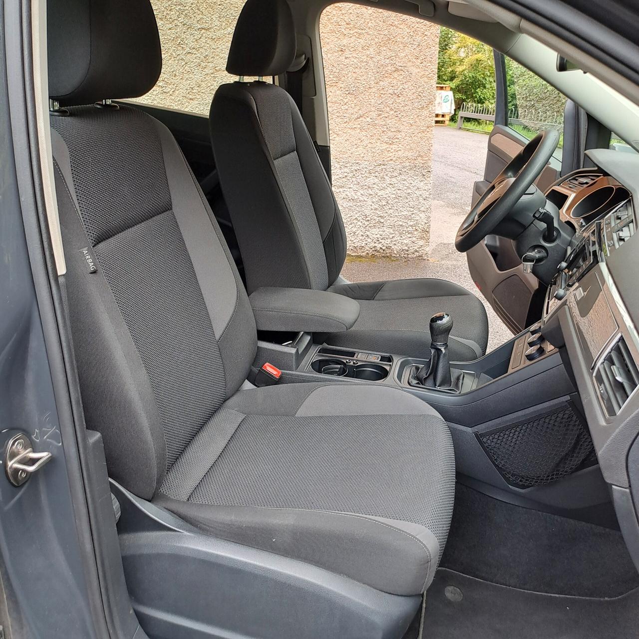 VW Touran GANCIO TRAINO - 7 POSTI