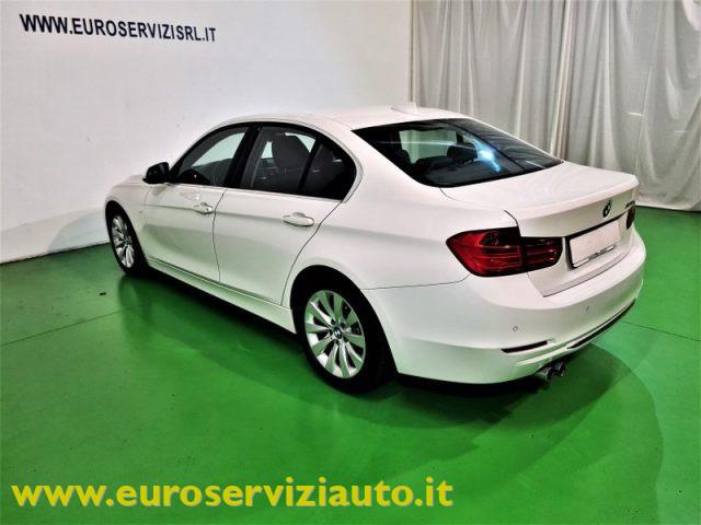 BMW 328 i Luxury