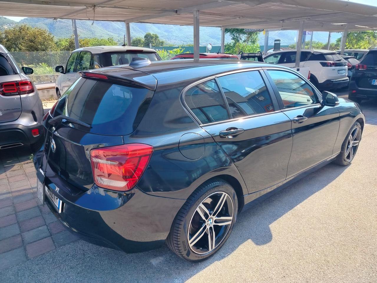 Bmw 120 120d 5p. Sport