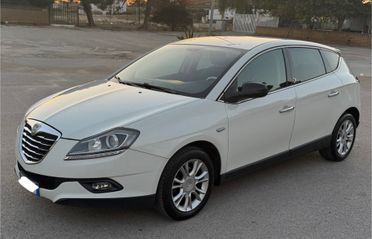 Lancia Delta 1.6 MJET Finanziaria senza busta paga