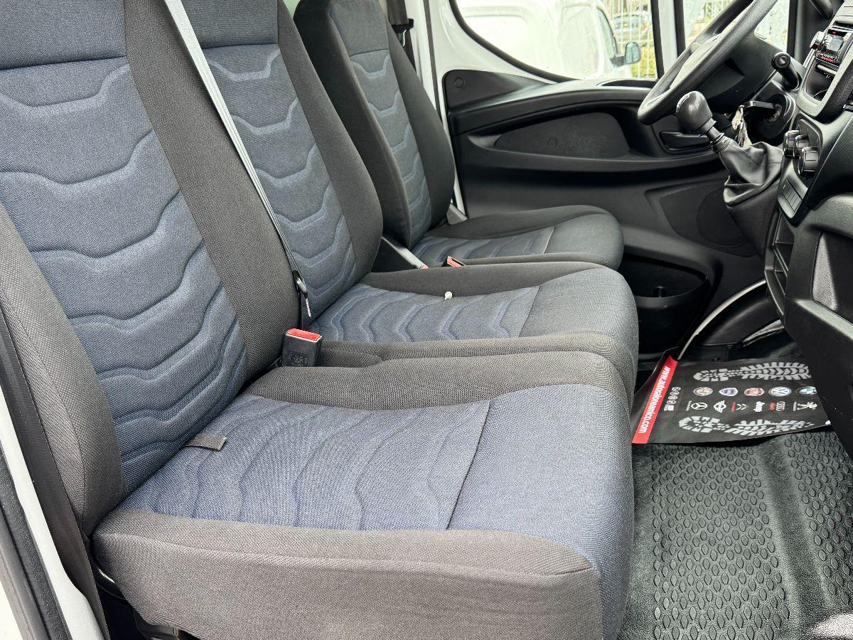 IVECO Daily 35C16 4.8m Lungo 160CV Centina e Telo Centinato