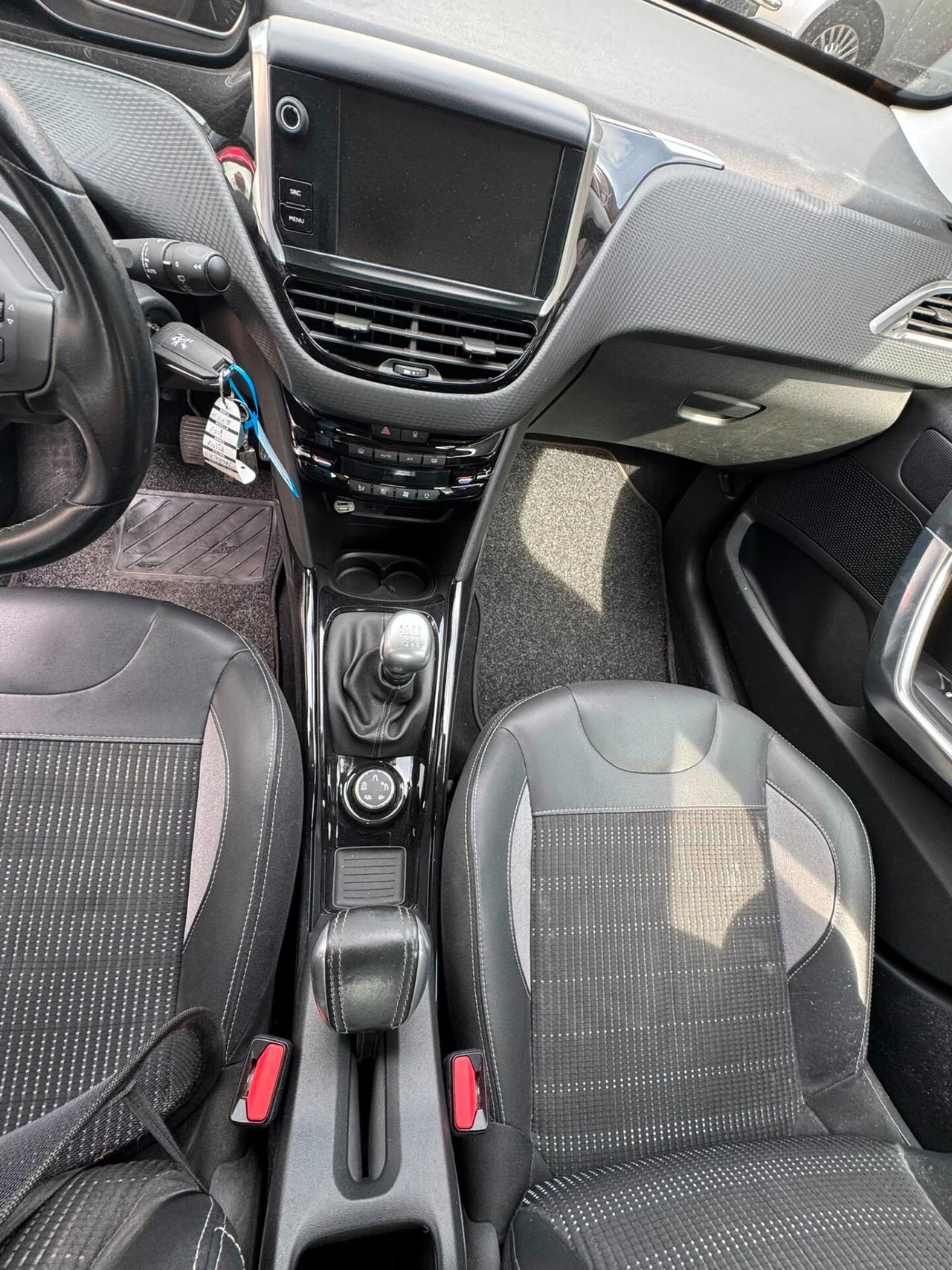 Peugeot 2008 BlueHDi 120 S&S Allure