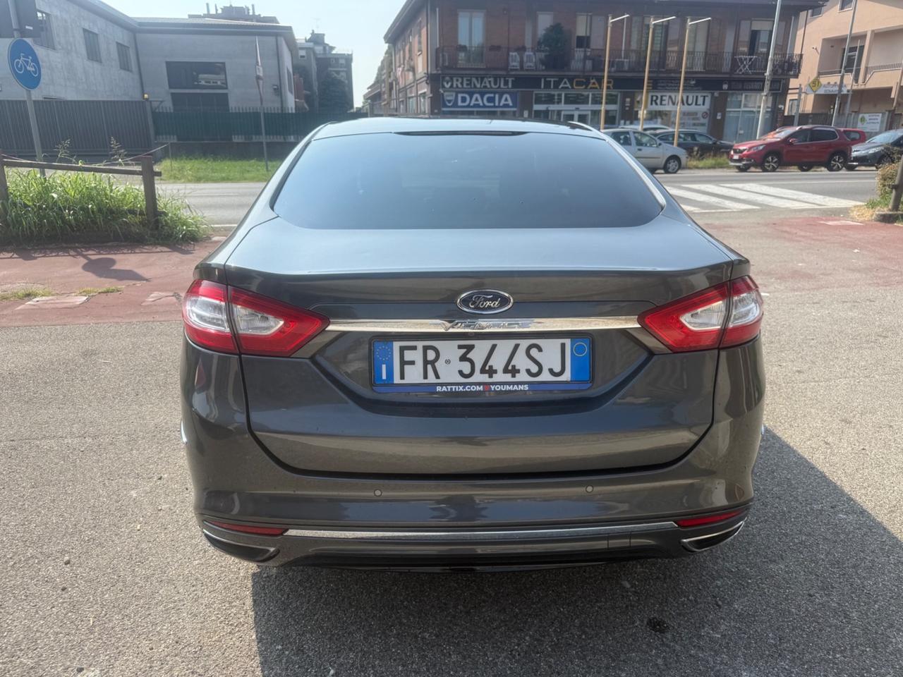 Ford Mondeo Hybrid 2.0 187 CV eCVT 4 porte Vignale