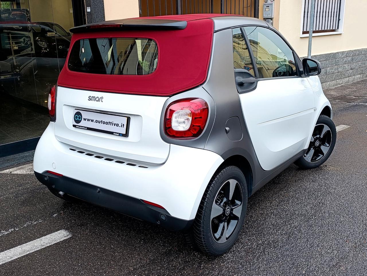 Smart ForTwo 70 1.0 twinamic cabrio Perfect capote Rossa