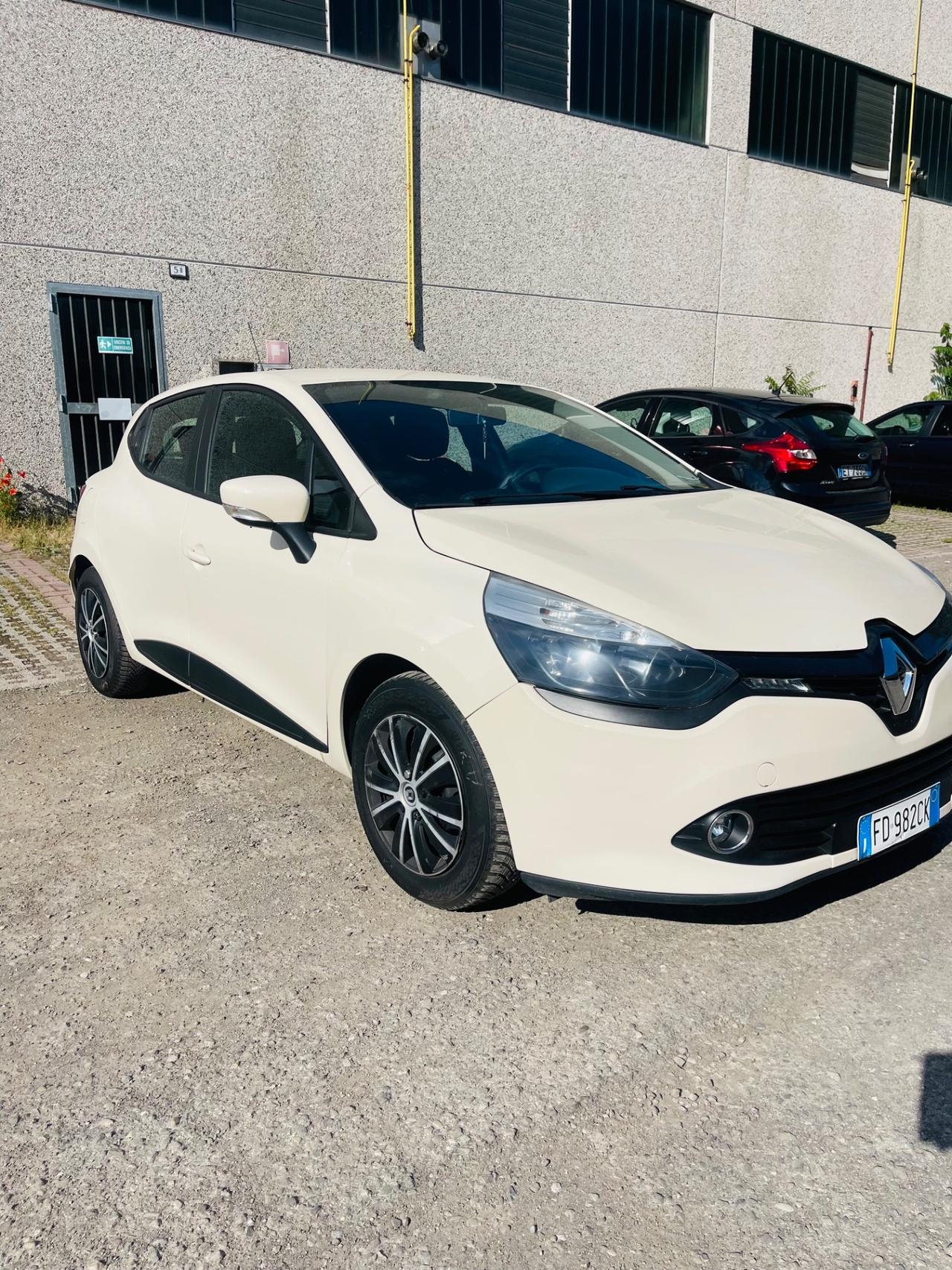 Renault Clio 1.2 75CV 5 porte Life