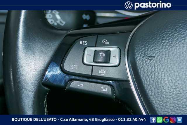 Volkswagen Golf 1.0 TSI 115 CV 5p. Business - Light Pack