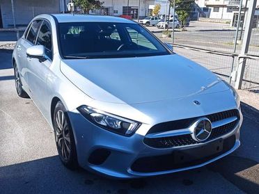 Mercedes-Benz A 180 d 2.0 116CV **AUTOM.+LED+LUCI AMB.+UNIPRO+FULL**