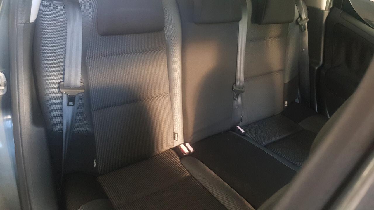 Peugeot 207 1.4 EURO 5 OK NEOPATENTATI!!!