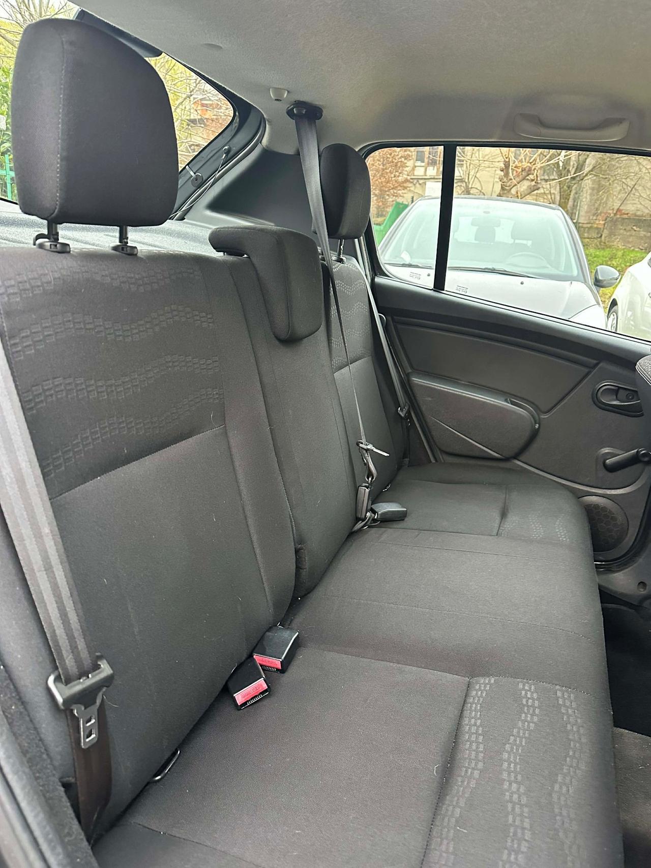 Dacia SANDERO STEPWAY 1.6 8V GPL 85CV NEOPAT KMCERT GARANZ