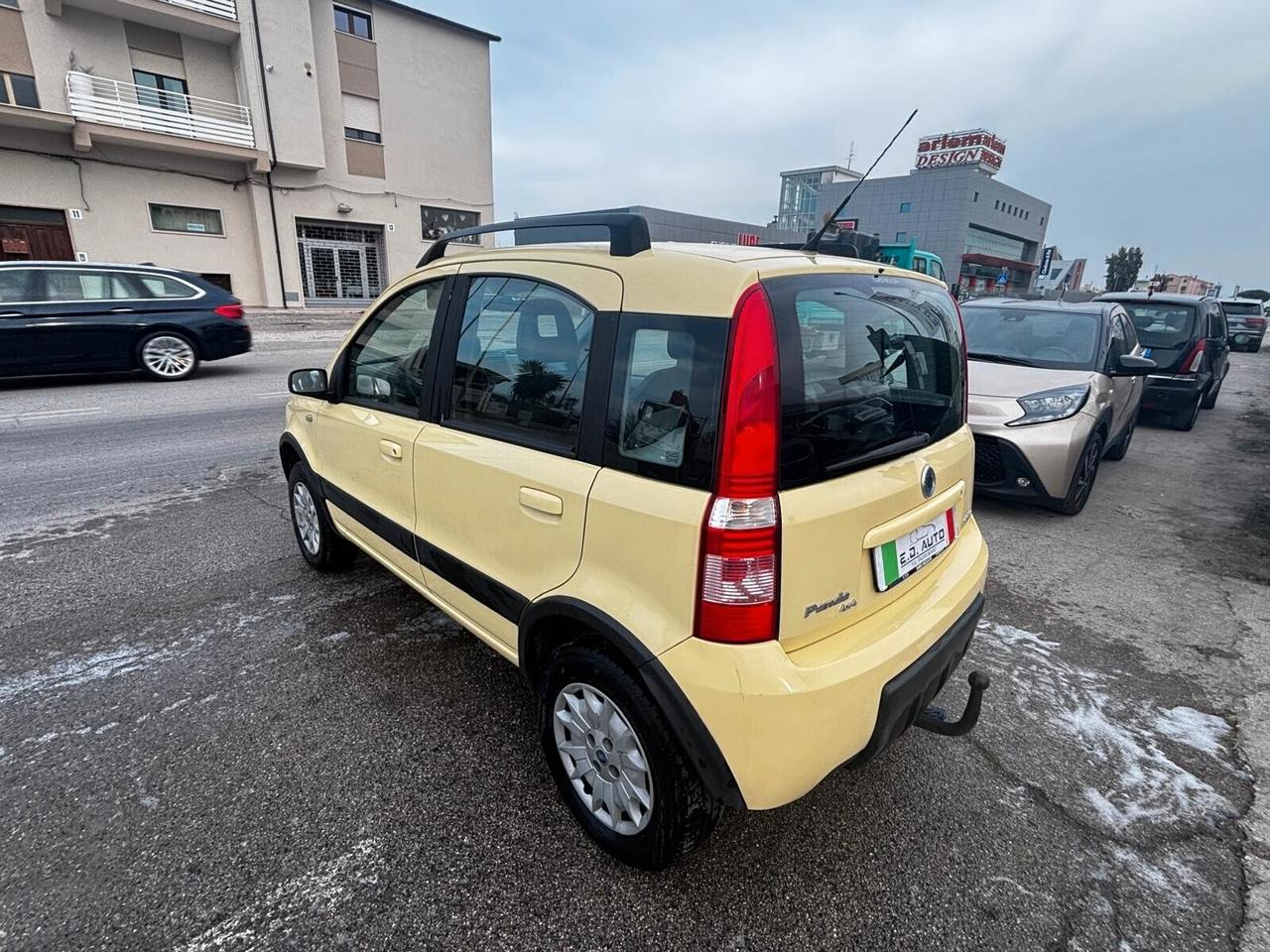 Fiat Panda 1.2 4x4 Climbing