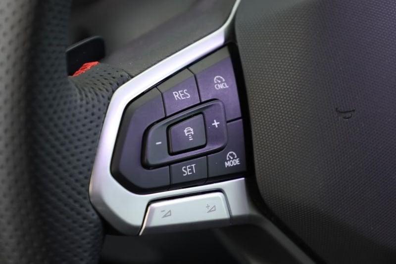 Volkswagen Golf Golf 2.0 TSI GTI DSG TETTO BLACK STYLE HEAD-UP CAMERA LED 19"