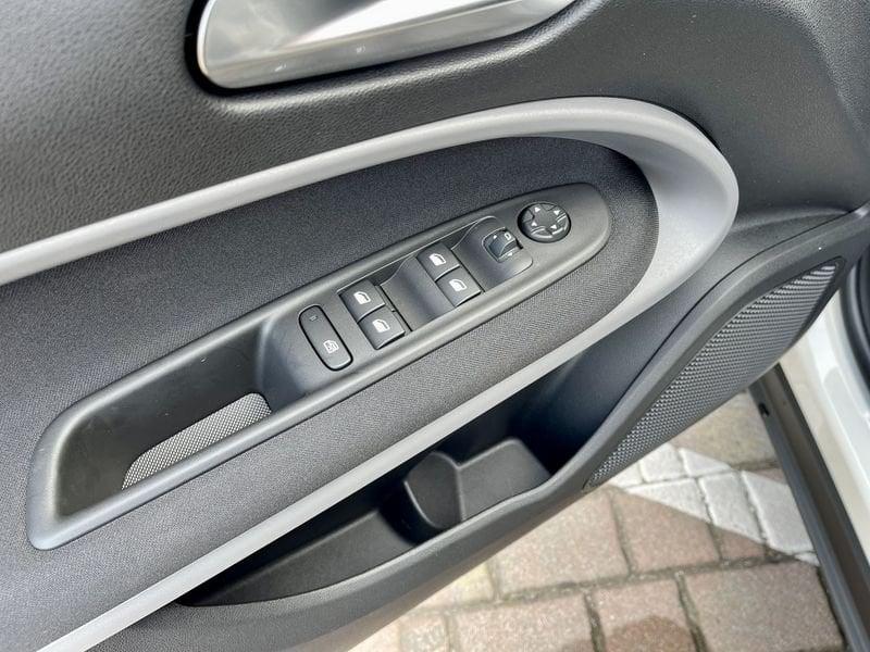 Jeep Avenger 1.2 turbo Longitude fwd 100cv - KM0