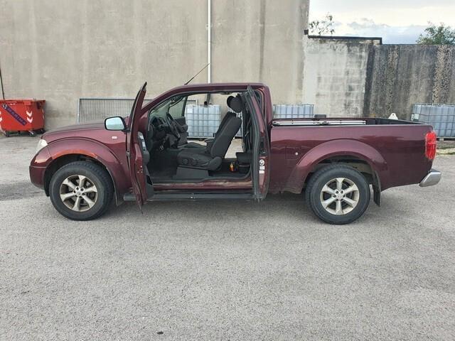 Nissan Navara (D40) 2.5 dCi 174CV 4WD Cab. Singola