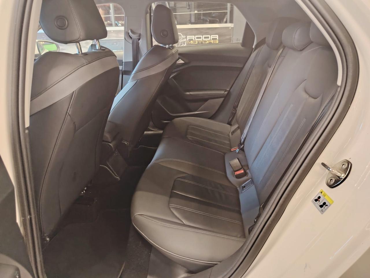 Audi A1 SPB 25 TFSI design luxury