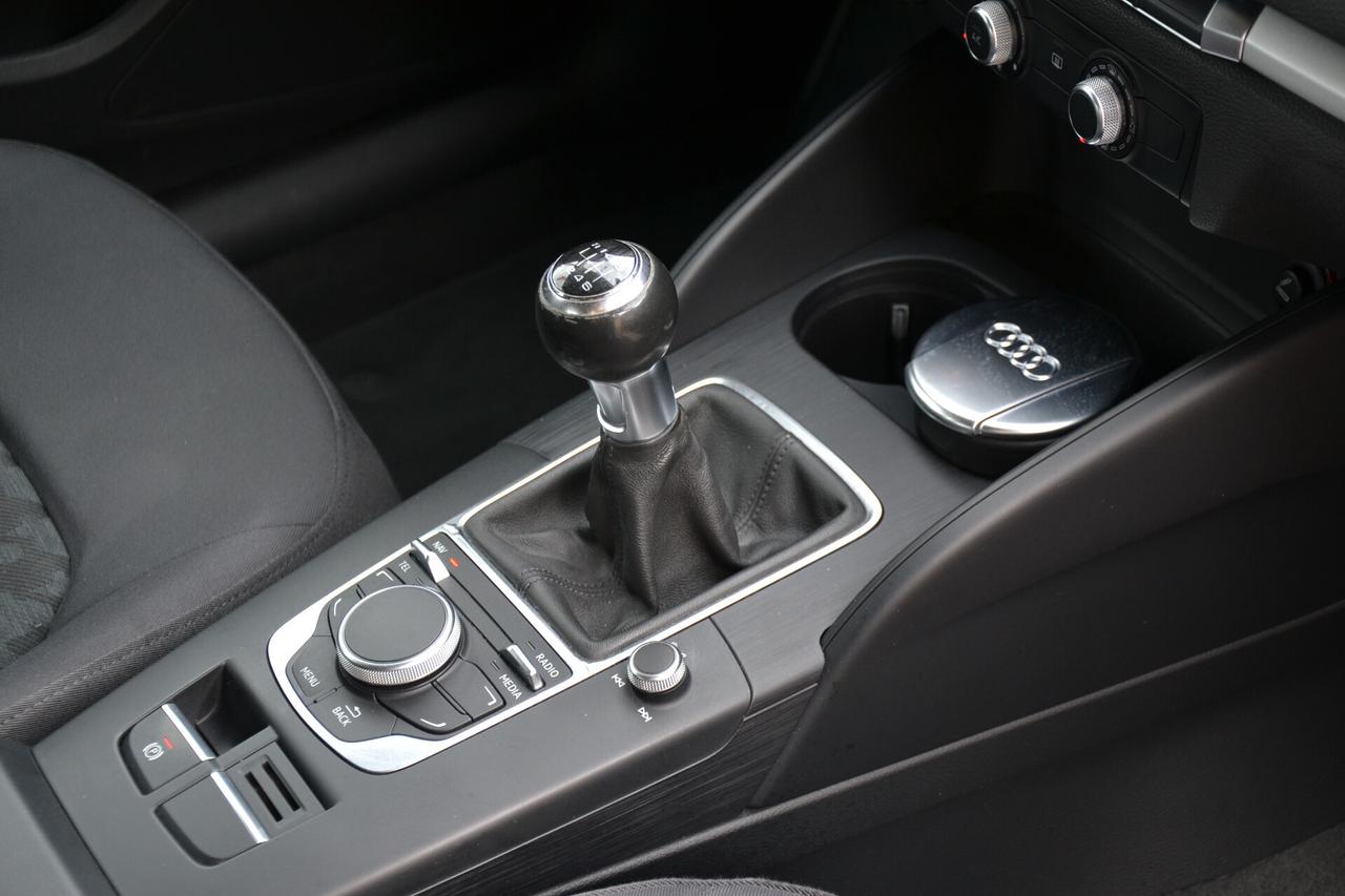 Audi A3 1.6 TDI 110CV SPORTBACK EURO6B *GARANZIA 12 MESI**