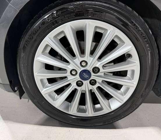 Ford Focus IVA ESPOSTA Titanium Diesel Euro6 Neopatentati